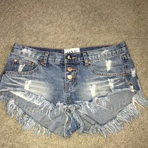 One teaspoon “trashwhore” shorts